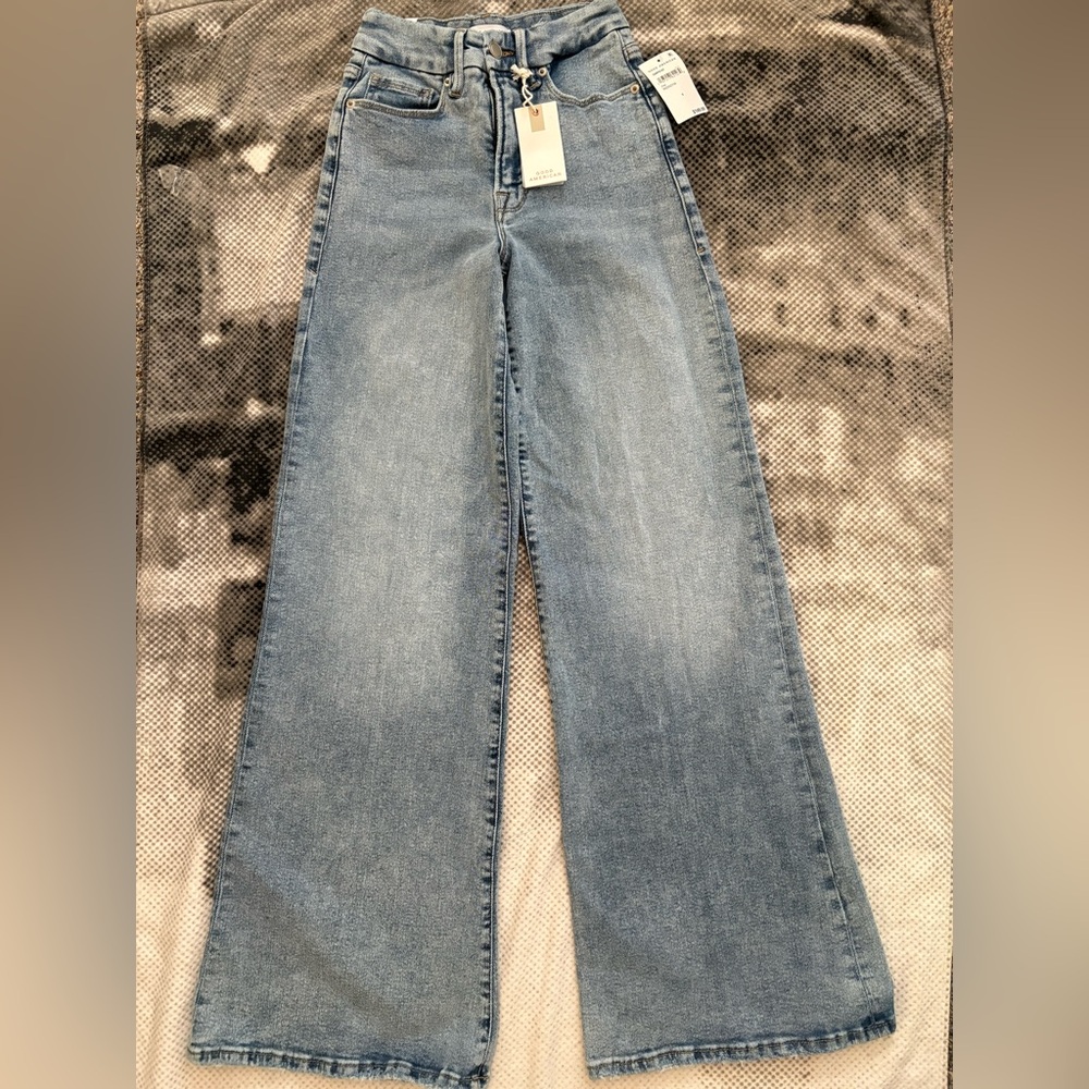 Good American Wide Leg Light Blue Denim Jeans